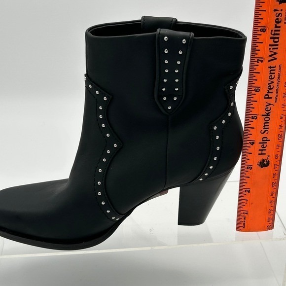 Aerosoles Size 7 Black Leather Studded Western Ankle Boots NEW Lazu Women's - Picture 5 of 16